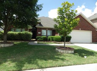 1110 Riley Dr, Glenn Heights, TX 75154