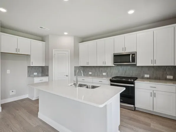 2116 Gustavus Dr, Sherman, TX 75092