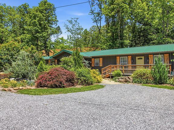 2nd image of 744 Powdermill Rd