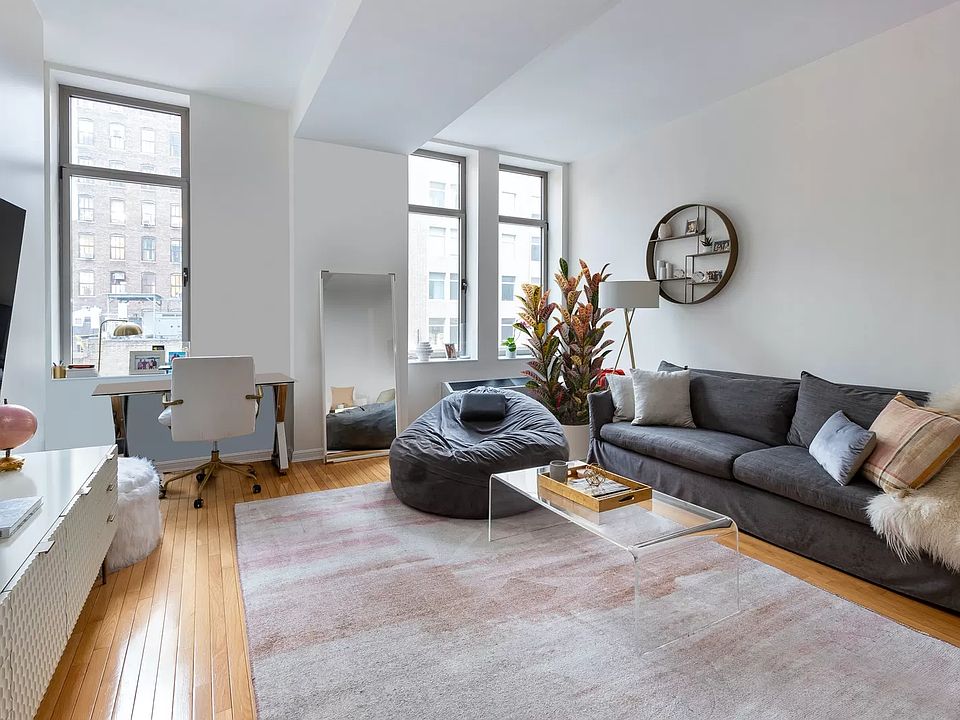 1st image of 252 7th Ave APT 5K