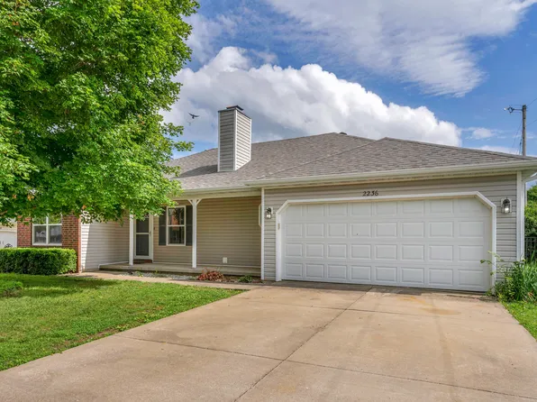 2236 E Logan Street, Republic, MO 65738