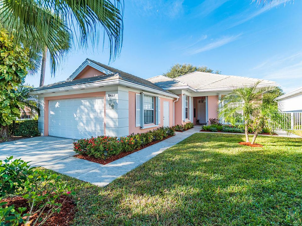 1st image of 8487 E Garden Oaks Cir
