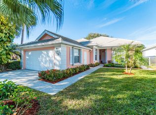 8487 E Garden Oaks Cir, Palm Beach Gardens, FL 33410
