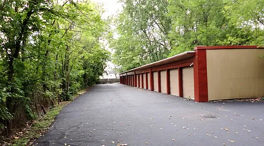 Garage Right Side View