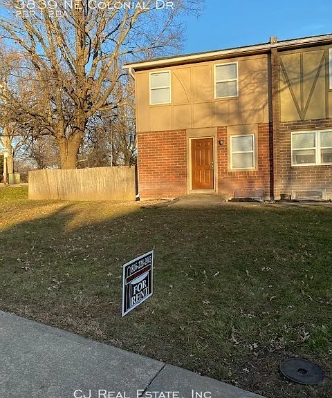 3839 NE Colonial Dr — Photo 1