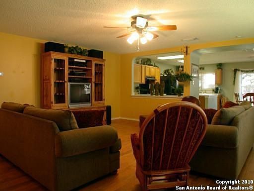 2nd image of 10406 Stonefield Pl