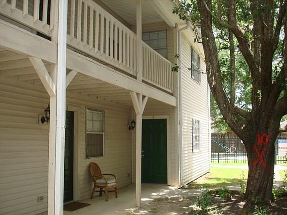 3rd image of 725 Heavens Dr APT 4