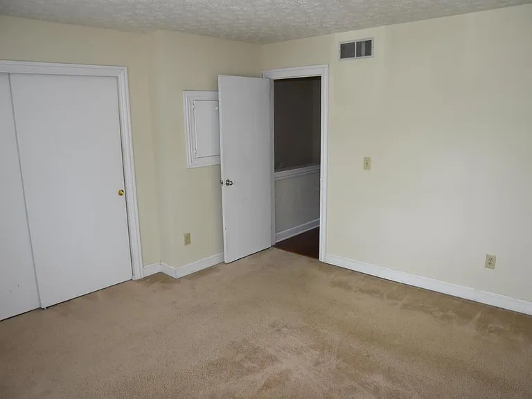 6462 Cranston Way — Photo 18