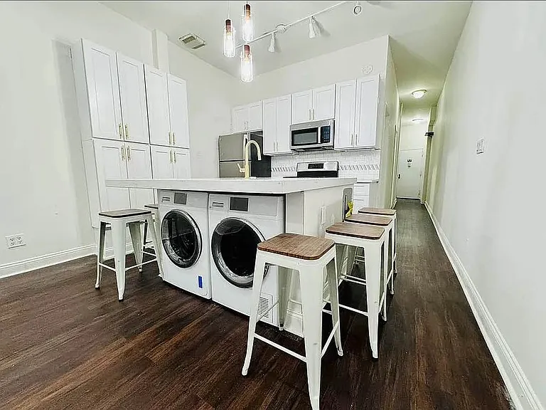 13 Saint Marks Pl #4F — Photo 3