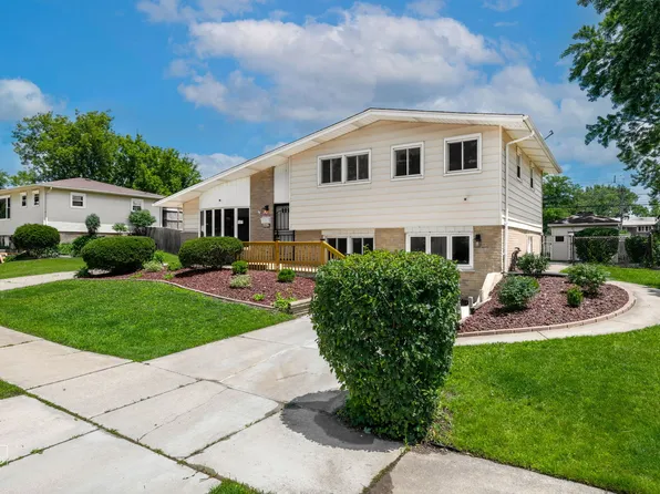 14825 Parkside Ave, Oak Forest, IL 60452