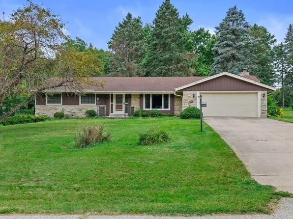 2365 Alta Louise PARKWAY, Brookfield, WI 53045