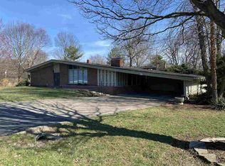 21 E Longridge Rd, Terre Haute, IN 47802