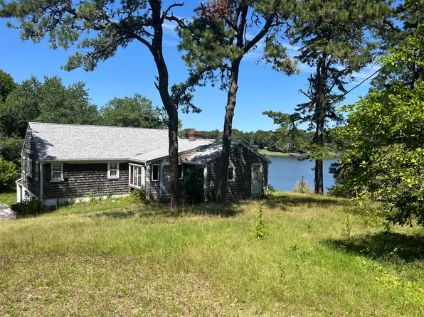 44 Mayflower Terrace, South Yarmouth, MA 02664