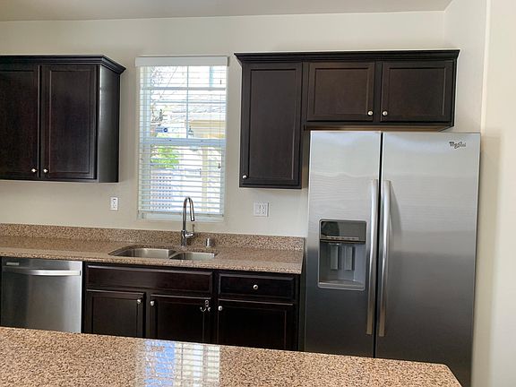 3rd image of 106 Graham Dr