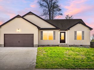 543 Magnolia Dr, Clarksville, TN 37042