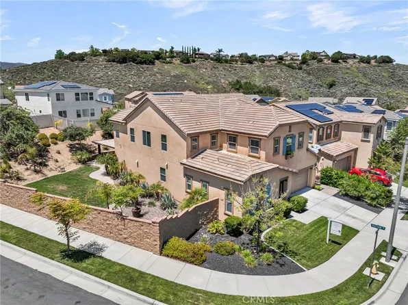 25889 Basil Ct, Corona, CA 92883