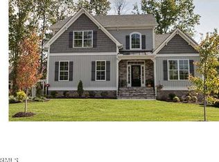 14513 Parracombe Ln, Midlothian, VA 23112