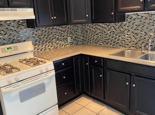 105 Stephen St #2, South Dartmouth, MA 02748