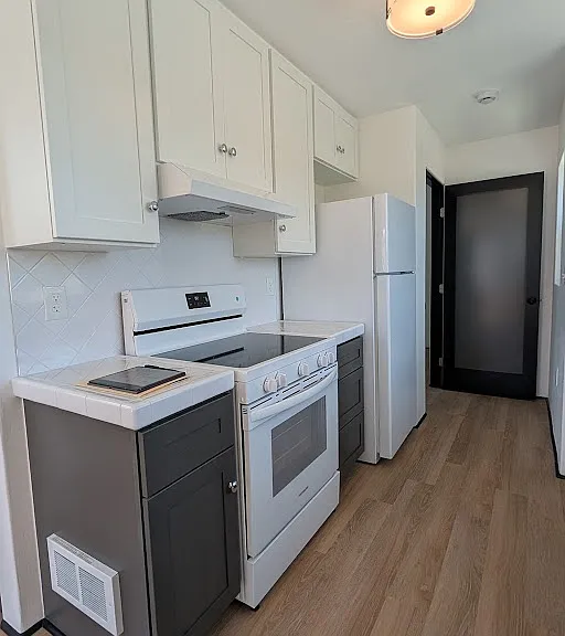 3443 Collier Ave — Photo 6
