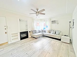 1034 N Beverly Glen Blvd, Los Angeles, CA 90077