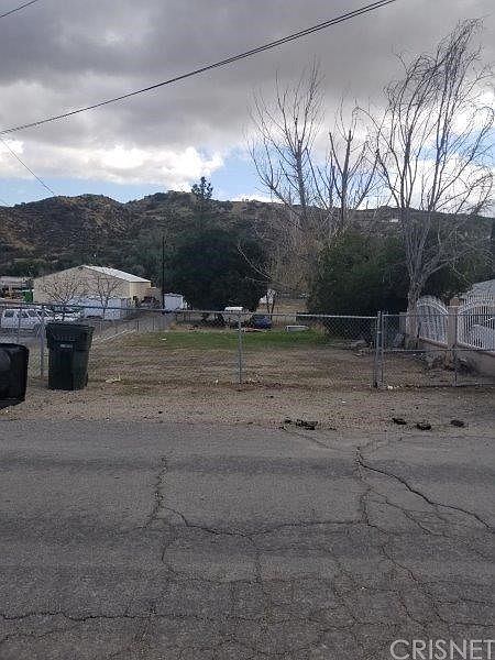 2nd image of 16634 Gazeley St