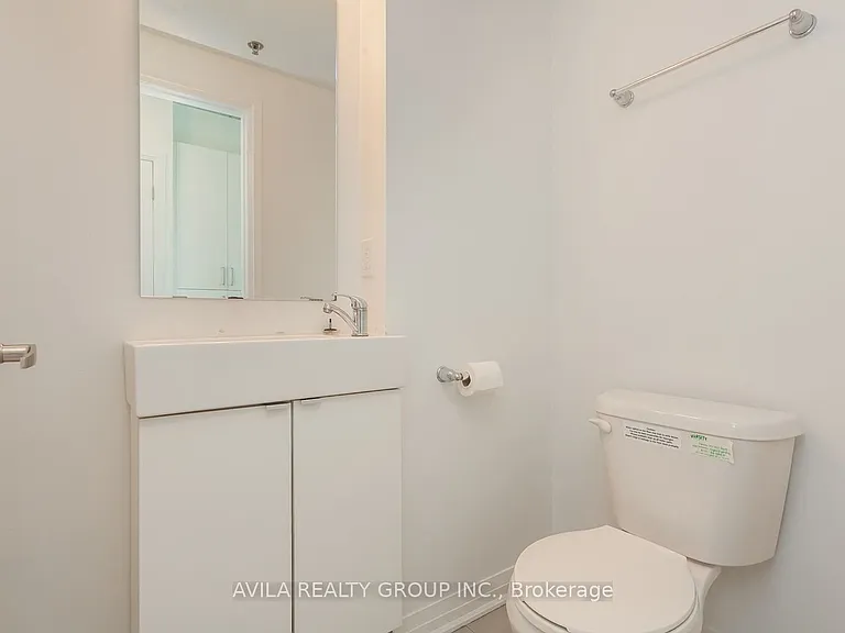 1900 Simcoe St N #615 — Photo 8