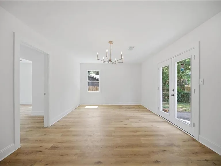 1073 Grayson Pkwy — Photo 18