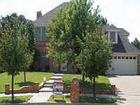 1st image of 748 W Park Ct