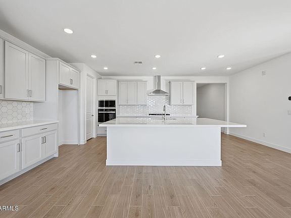 3rd image of 18363 W MOHAVE Street