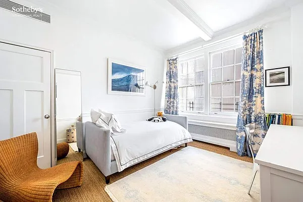 Rented by Sotheby's International Realty | media 26