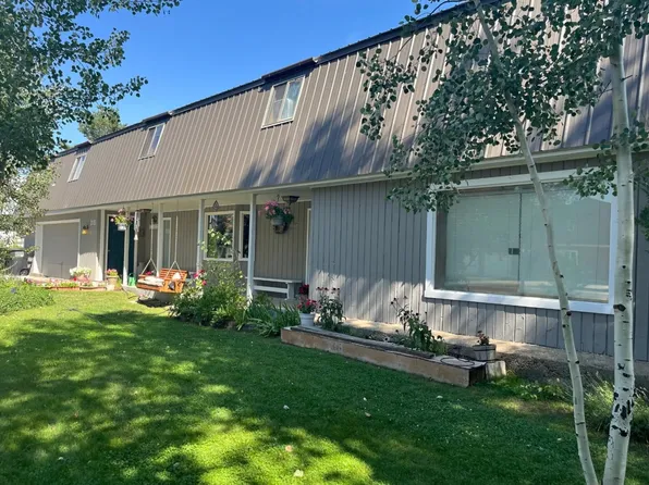 215 E Little Ave, Driggs, ID 83422