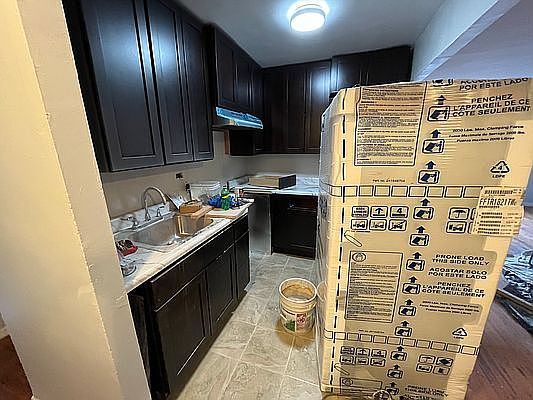 2nd image of 950 Rutland Rd APT 310
