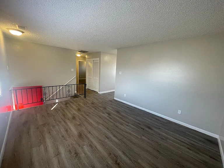 1113 W Arroyo Ave — Photo 21