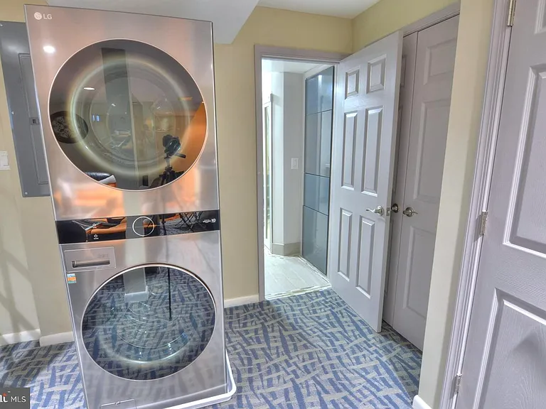 4304 Silas Hutchinson Dr — Photo 27