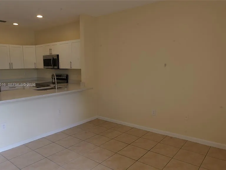 8220 SW 25th Ct — Photo 10