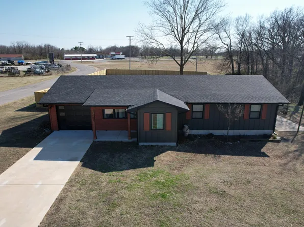 1802 W Boston Ave, Jay, OK 74346