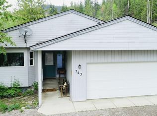 723 Trout Creek Rd, Sandpoint, ID 83864