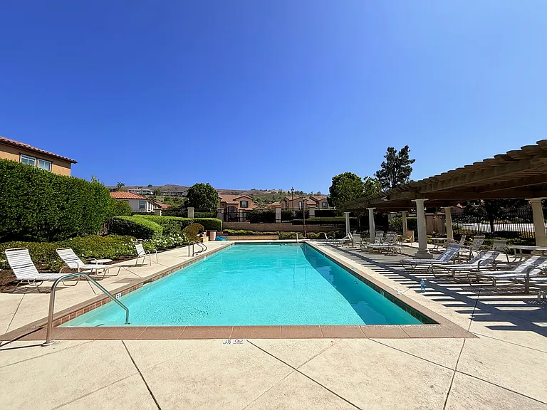 19921 Calabria Ct — Photo 29
