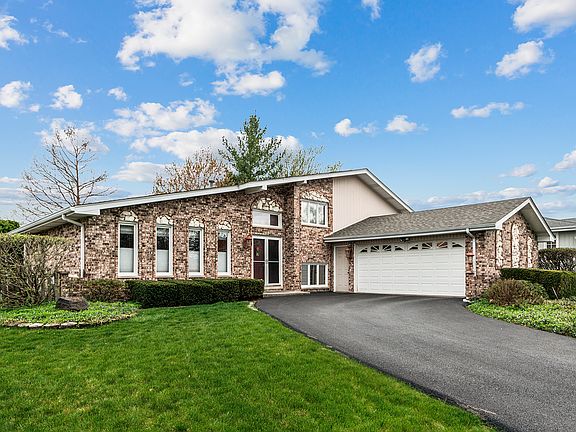 2nd image of 13720 Tamarack Ln