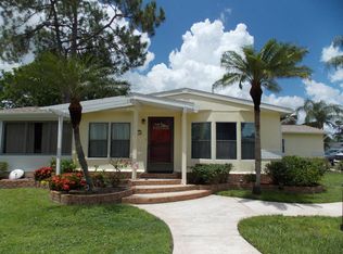 734 Via Del Sol, North Fort Myers, FL 33903