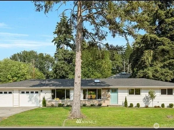 18412 80th Avenue NE, Kenmore, WA 98028