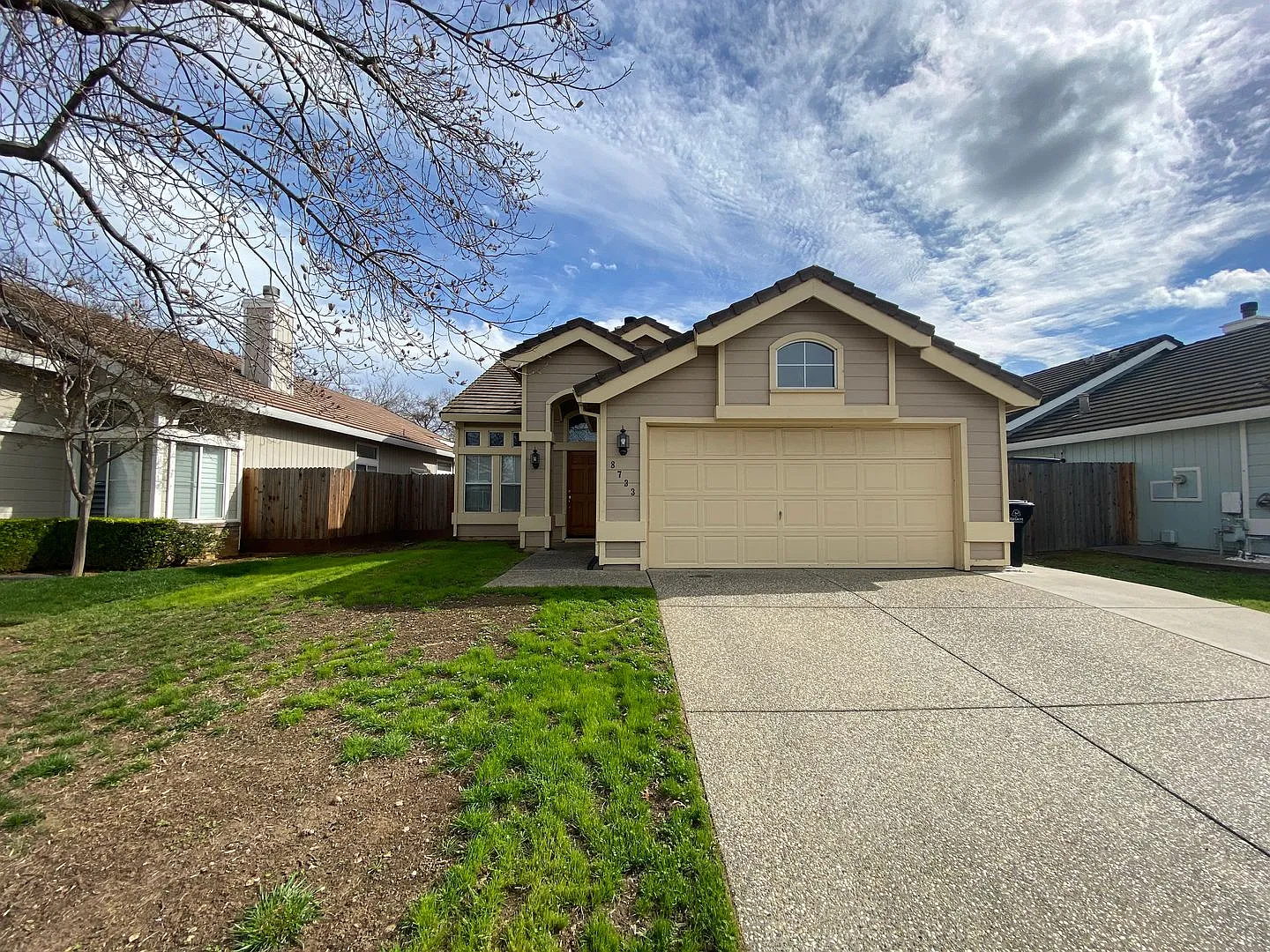 8733 Clay Glen Way photo 1