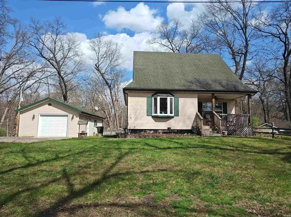 6441 E Calvin Dr, Knox, IN 46534