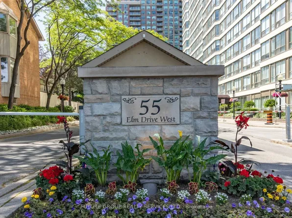 55 Elm Dr W, Mississauga, ON