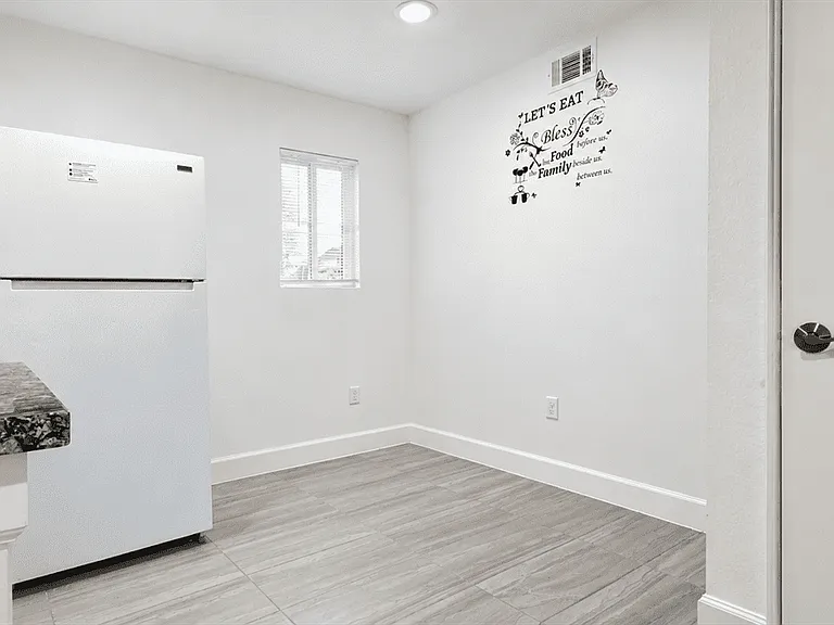 4404 Bellfort St #8 — Photo 2