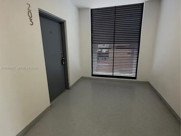 879 E 24th St #203, Hialeah, FL 33013