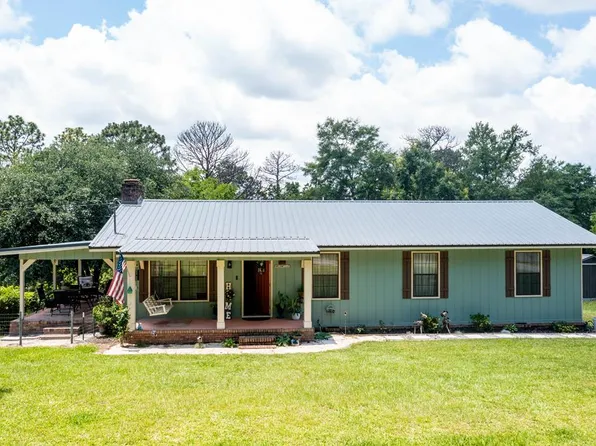384 S Lakeview Dr, Abbeville, AL 36310