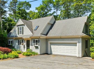 152 Algonquin Ave, Mashpee, MA 02649