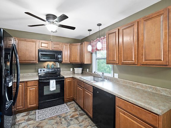 5th image of 1577 Mobley Ln