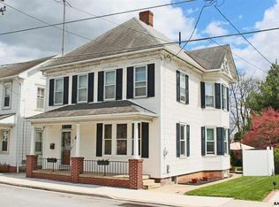 33 Lumber St, Littlestown, PA 17340